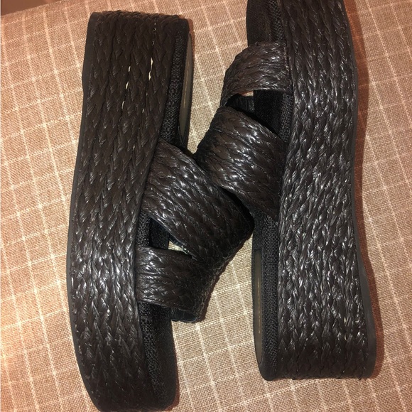 Larroude Ash Raffia Flatform Sandals 9 - Picture 2 of 3